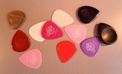 Picks and plectrums